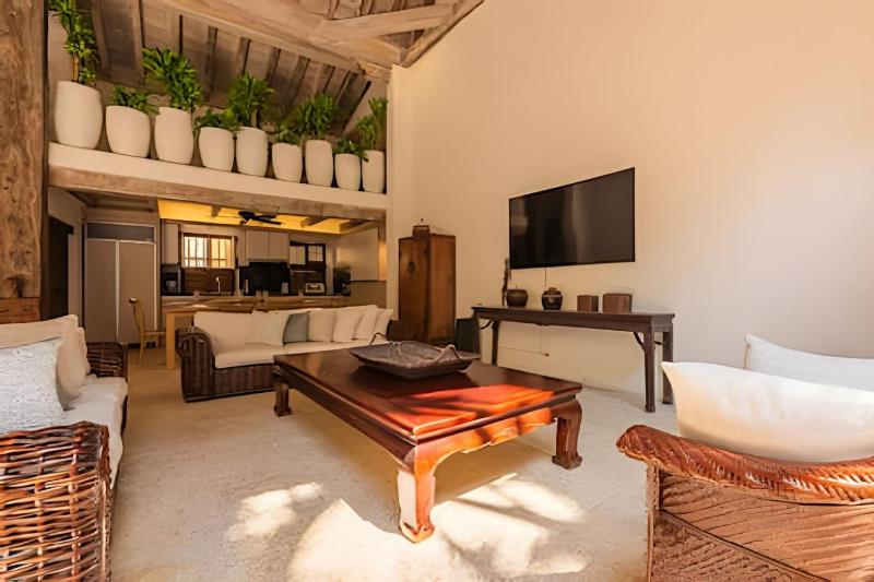3 Bedroom House in the Walled City with Pool - image 11