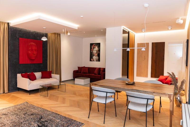Arbio I Urban Apartment Zimmerstrasse - image 5