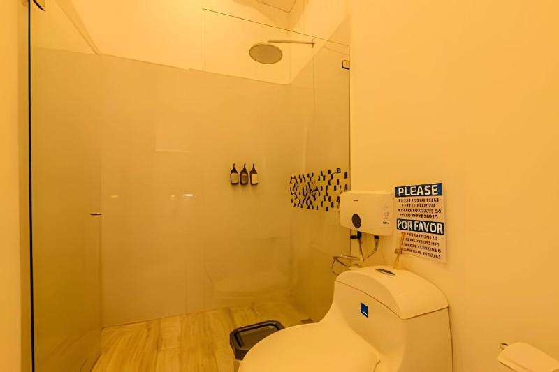 5 Bedroom House in the Walled City with Pool - image 9