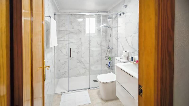 Torrevieja City Apartment - image 7