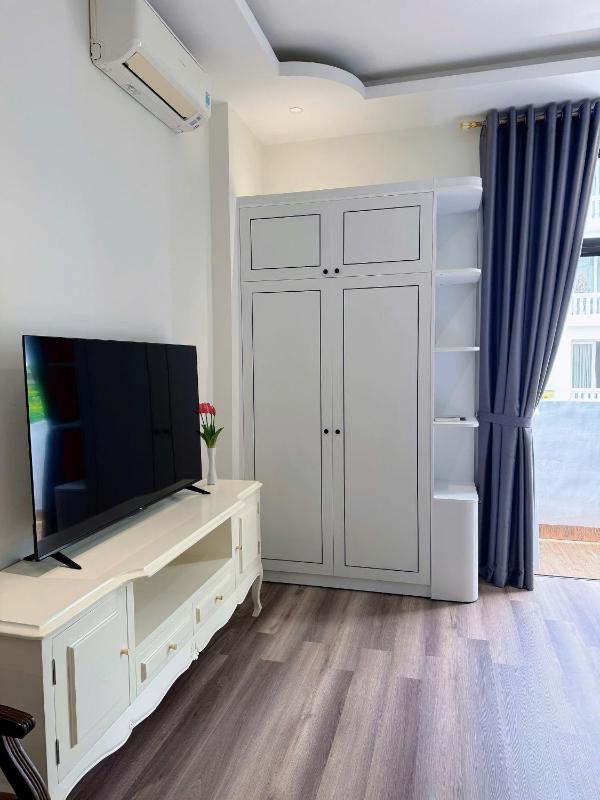 Sweet Home Hotel & Apartment Near My Khe Beach Da Nang - image 10