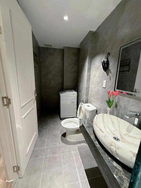 Sweet Home Hotel & Apartment Near My Khe Beach Da Nang - image 15