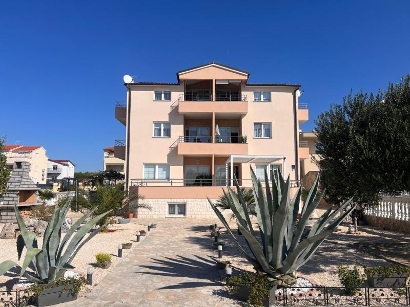 Apartmani Ivić - image 1