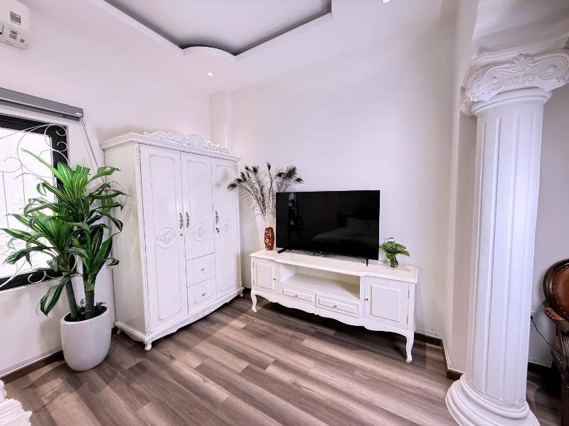Sweet Home Hotel & Apartment Near My Khe Beach Da Nang - image 7