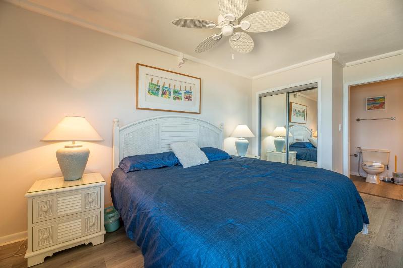 GSP3 Summer Breeze Oceanfront Condo Elevator Pool Fitness Club! - image 35