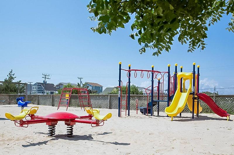 GSP3 Summer Breeze Oceanfront Condo Elevator Pool Fitness Club! - image 12