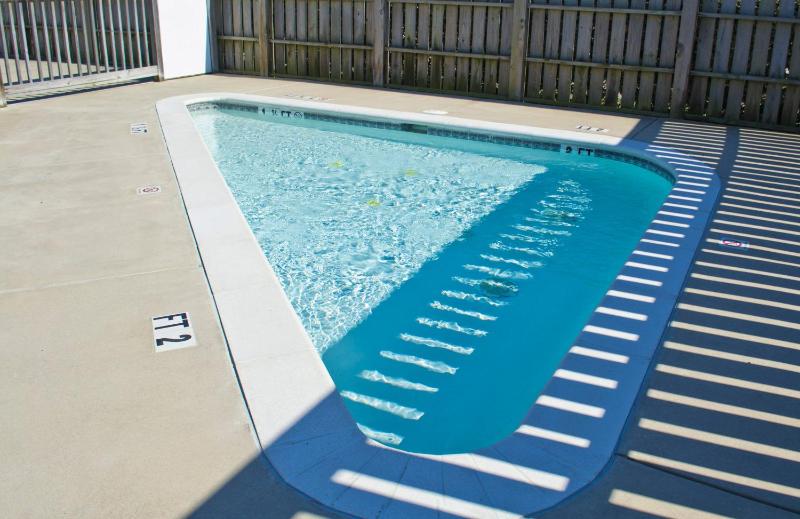 GSP3 Summer Breeze Oceanfront Condo Elevator Pool Fitness Club! - image 5