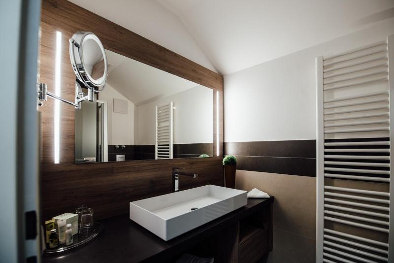 Standard Double Room image 2