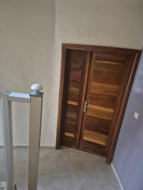 Appartement a proximite de la plage20 a yoff - image 10