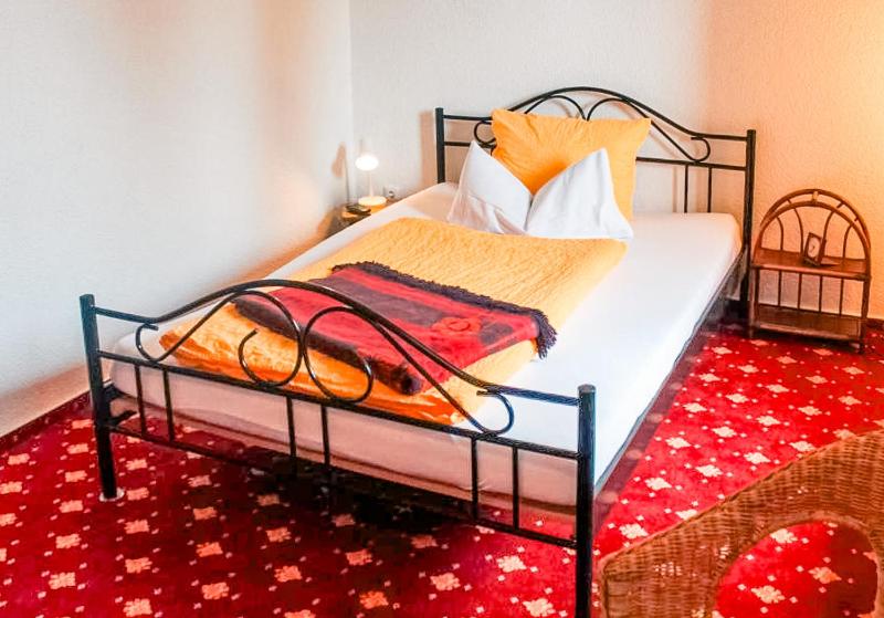 Hotel Carlsruh - image 11