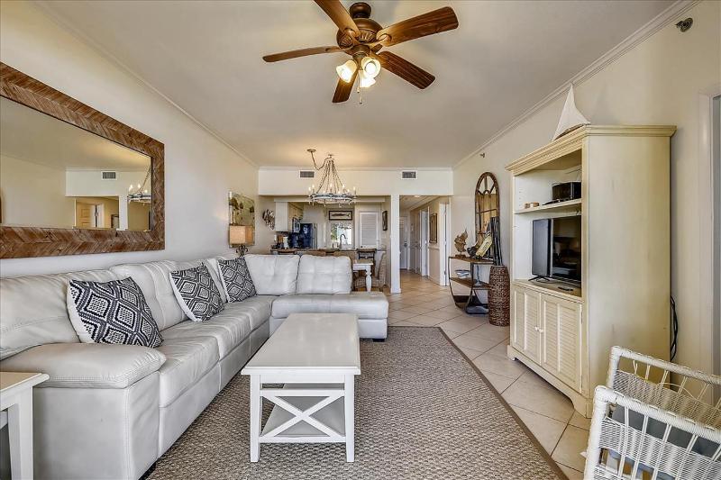HP 12W Gulf Front Condo by 30A Escapes - image 24