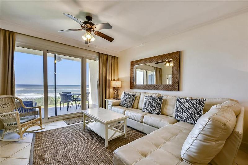 HP 12W Gulf Front Condo by 30A Escapes - image 7