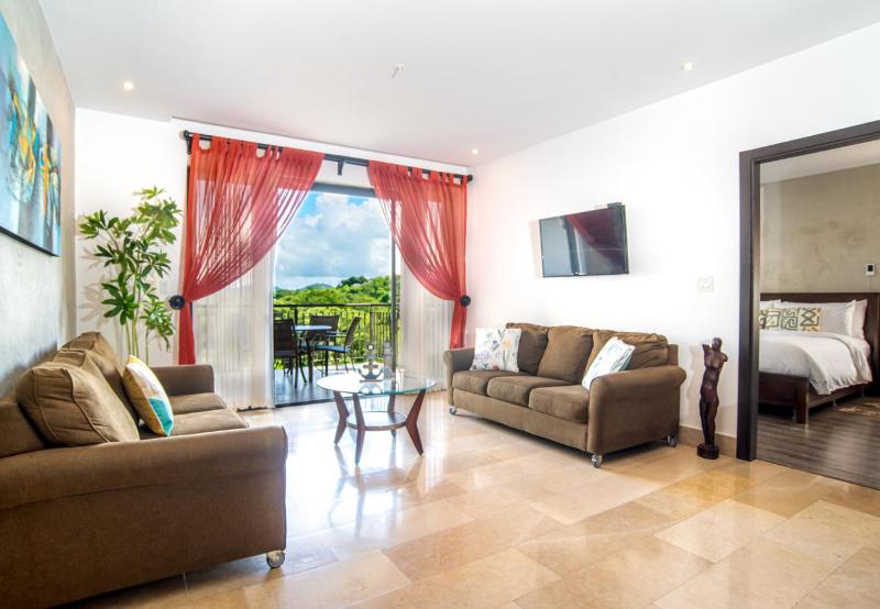 Spacious 2BR Condo with Partial Ocean View- Roble Sabana- Reserva Conchal - image 10