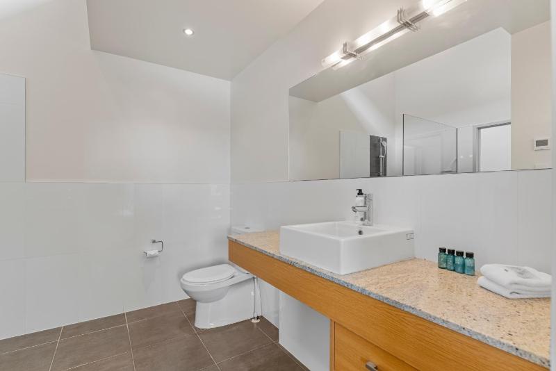 Stay Central Taupo - image 9