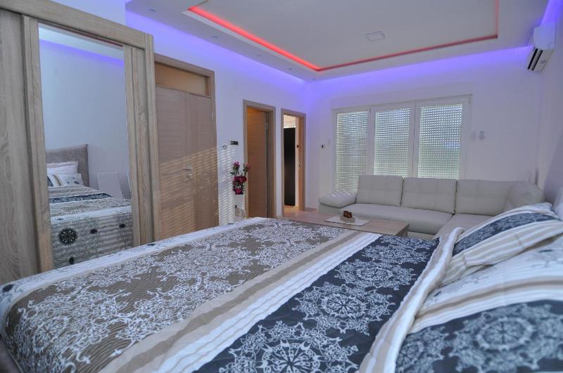 ACO Apartment - image 12