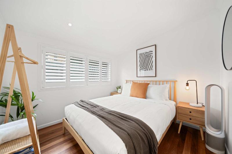 The Palma - Leafy Tropical Escape in Moffat Beach - image 7