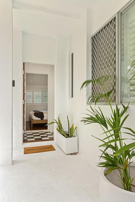 The Palma - Leafy Tropical Escape in Moffat Beach - image 22