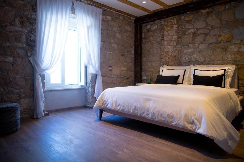 Luxury Double Room image 1