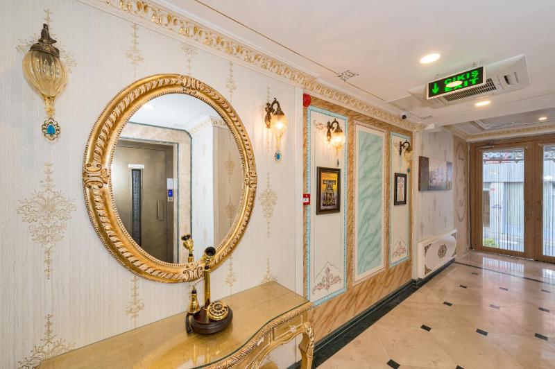 Standard Double or Twin Room image 1