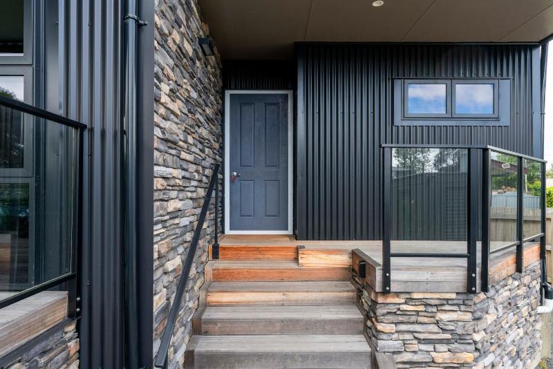 Scannell Grove - Lake Taupo Holiday Home - image 22
