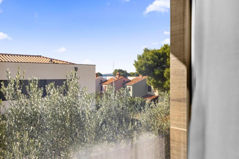 Villa Palatium III in Fažana for 8 people only 200 meters from the sea with sauna & indoor-outside heated pool - image 45