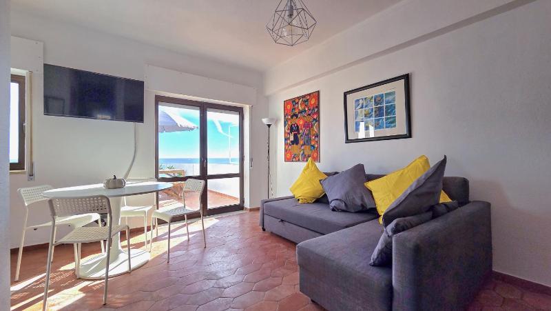 Margarida Seaview Terrace Apartment - image 14