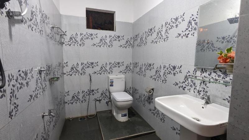 Parei Beach Inn - image 23
