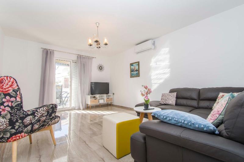 House Branka - image 15