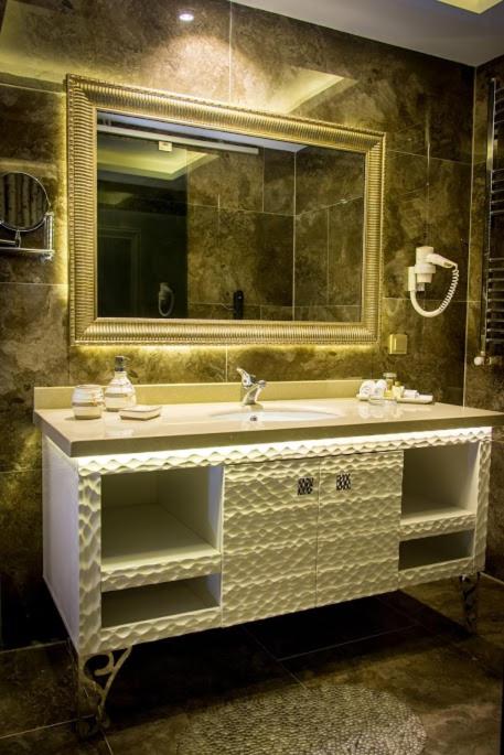 Suite image 3