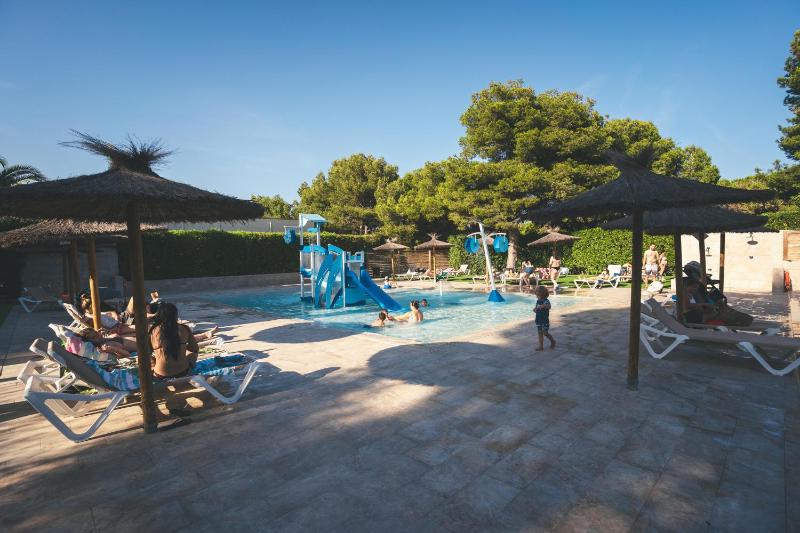 HolaCamp Sitges Garrofer - image 13