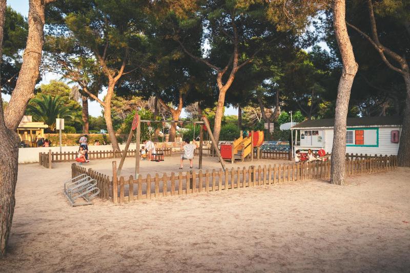 HolaCamp Sitges Garrofer - image 17