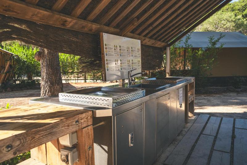 HolaCamp Sitges Garrofer - image 19