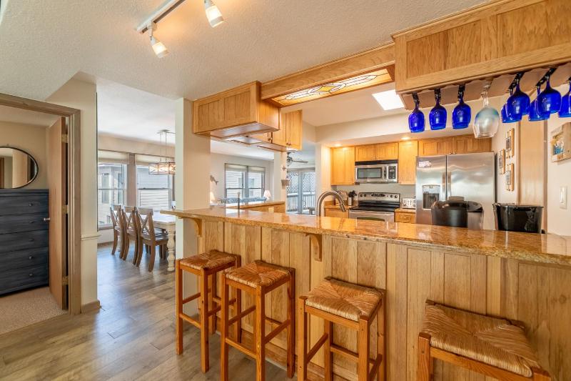 Sandy Dream - KDH Scrimshaw Condo Oceanfront Amazing Ocean View Cargo Lift - image 13