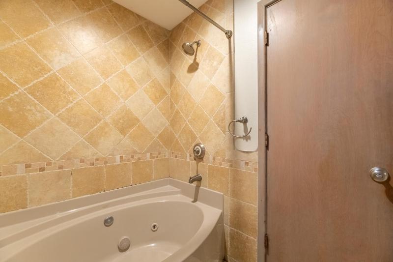 Sandy Dream - KDH Scrimshaw Condo Oceanfront Amazing Ocean View Cargo Lift - image 25