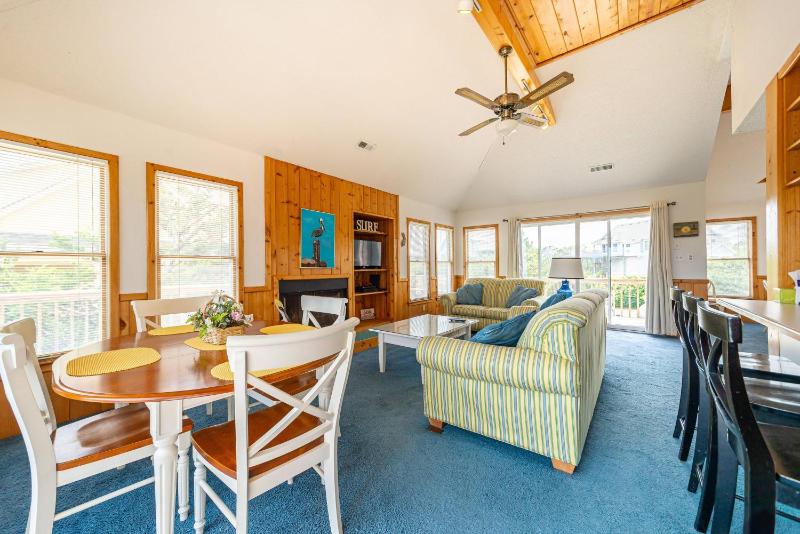 Summer Place I - Corolla Whalehead Oceanside Ocean View 140 Yds to Beach Flex Stays - image 6