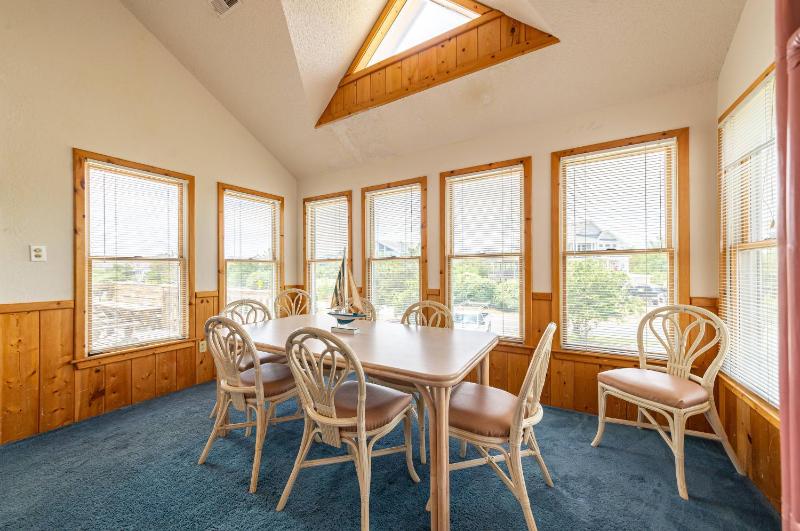 Summer Place I - Corolla Whalehead Oceanside Ocean View 140 Yds to Beach Flex Stays - image 19