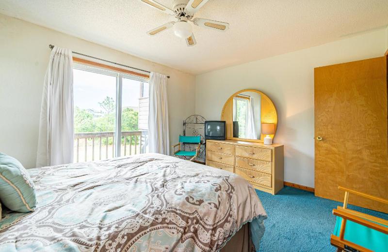 Summer Place I - Corolla Whalehead Oceanside Ocean View 140 Yds to Beach Flex Stays - image 31