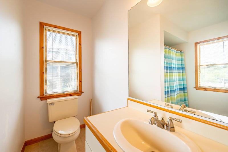 Summer Place I - Corolla Whalehead Oceanside Ocean View 140 Yds to Beach Flex Stays - image 29