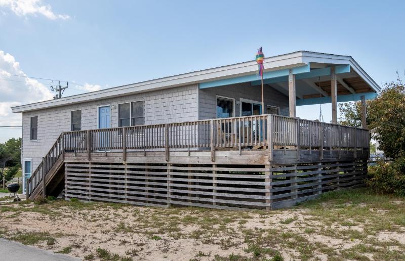 Sun Byrne - S Nags Head MP 18 200 Feet to the Beach Ocean View Flex Stays - image 16