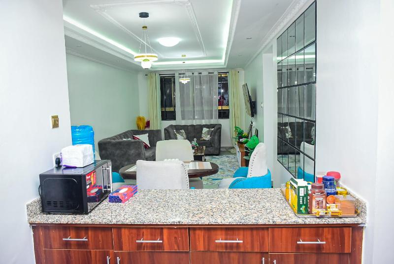 Polo Executive Abodes - image 4