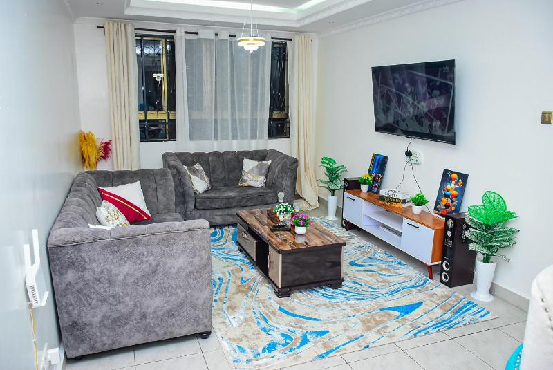 Polo Executive Abodes - image 3