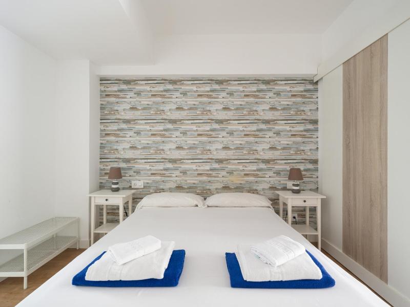 Ferreras Suites Las Canteras - image 10