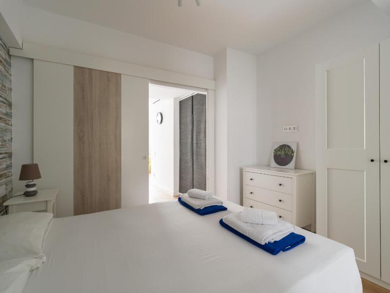 Ferreras Suites Las Canteras - image 7