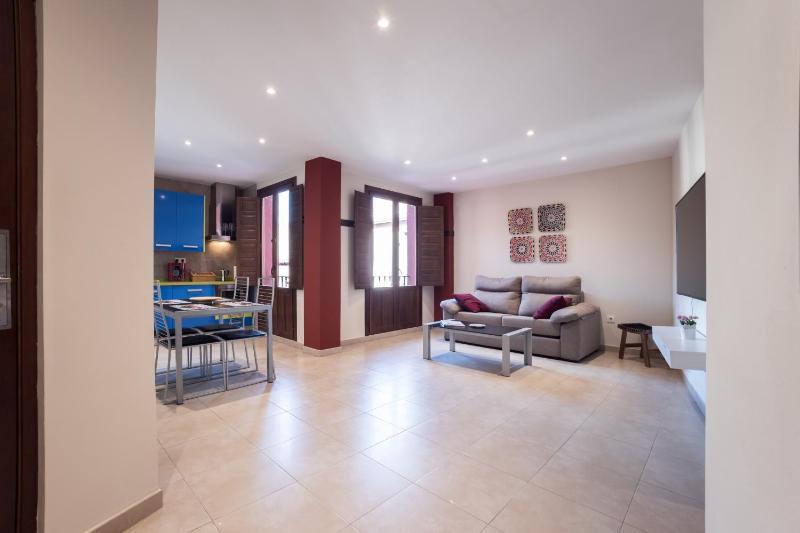 Apartamentos Reyes Católicos by Medina Living - image 15