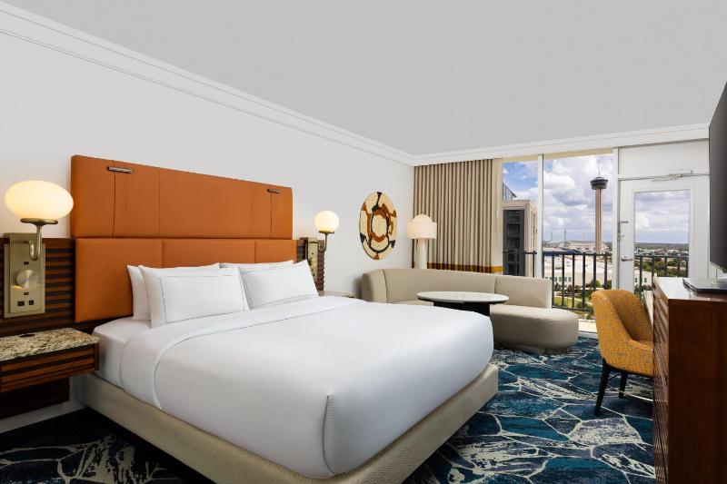 Hilton Palacio Del Rio - image 50