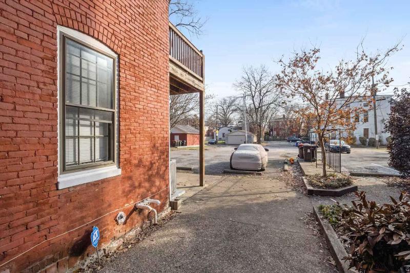 Modern Apartment Retreat Near Nulu Attractions - image 19