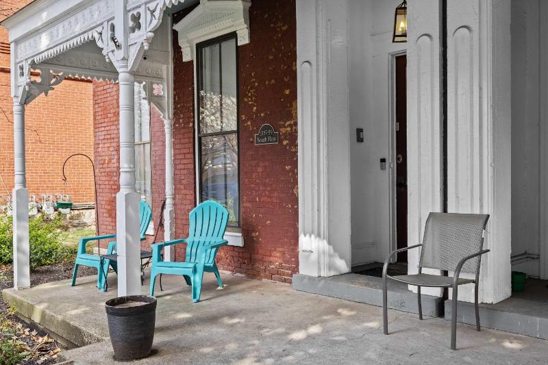 Family-Friendly 2 Unit Retreat in Louisville - image 23