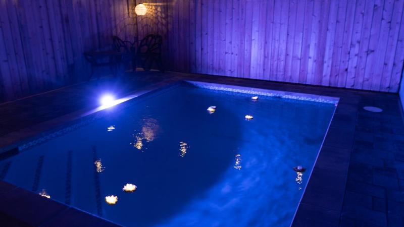 200 Steps to Beach Private Pool 2 Big Levels apts - image 44