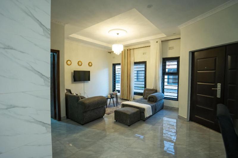 Modern and cozy apartment - image 5
