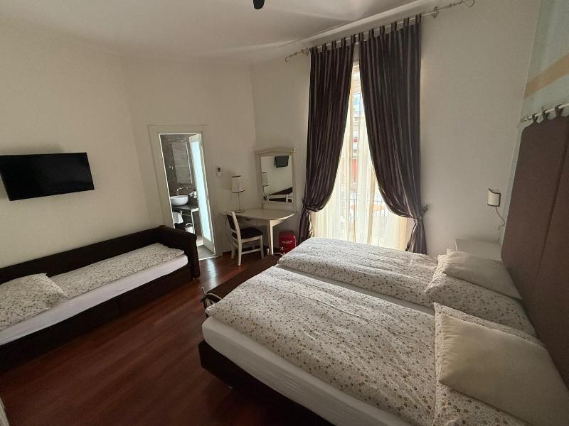 Hotel Riviera - image 31